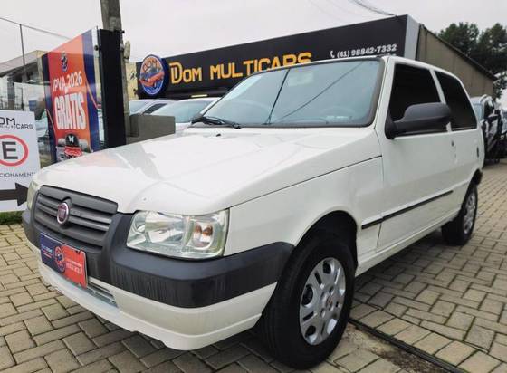 FIAT UNO 1.0 MPI MILLE FIRE ECONOMY 8V FLEX 2P MANUAL FIAT UNO 1.0 MPI MILLE FIRE ECONOMY 8V FLEX 2P MANUAL